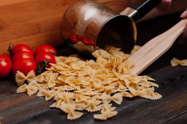 Jaki makaron na redukcji? Odkryj zdrowe opcje, które wspierają dietę Jaki makaron na redukcji? Odkryj zdrowe opcje, które wspierają dietę